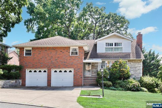 44 New St, Englewood Cliffs, NJ 07632