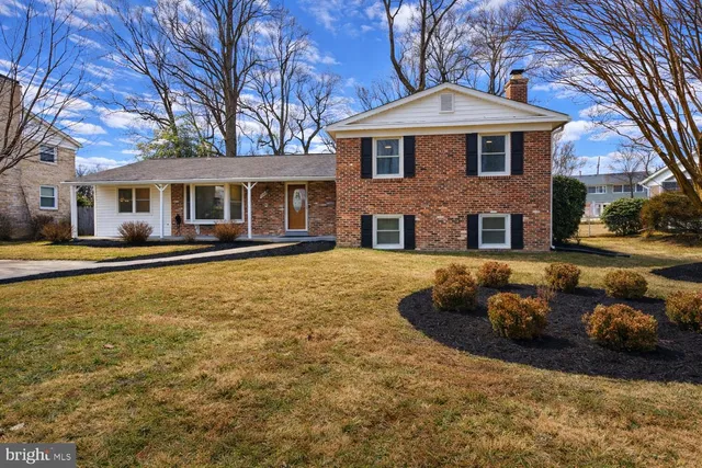 2829 Vixen Ln, Silver Spring, MD 20906