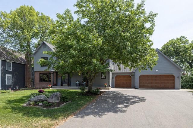 13510 Guild Ave, Apple Valley, MN 55124