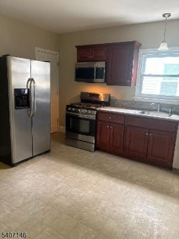94 Summit Ave #1, North Plainfield, NJ 07060