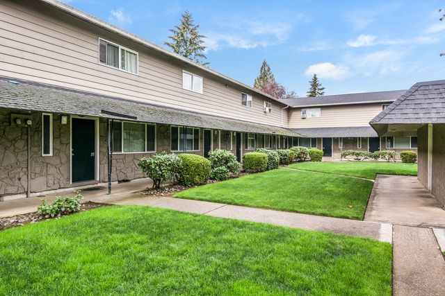 8701 E  Mill Plain Blvd #71, Vancouver, WA 98664