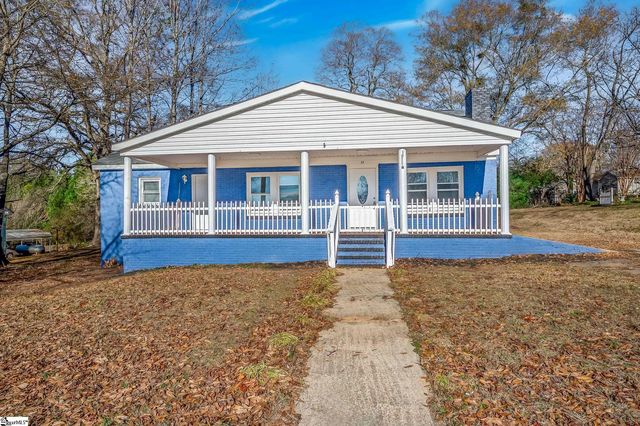 24 Oakland Ave, Inman, SC 29349
