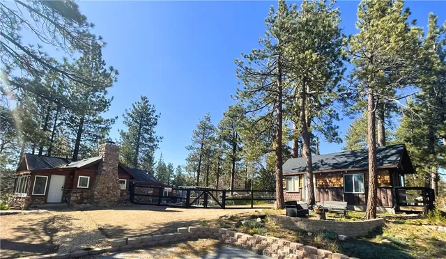 746 Talmadge Rd, Big Bear Lake, CA 92315