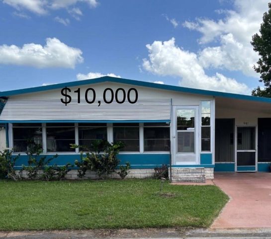 8775 20th St #941, Vero Beach, FL 32966