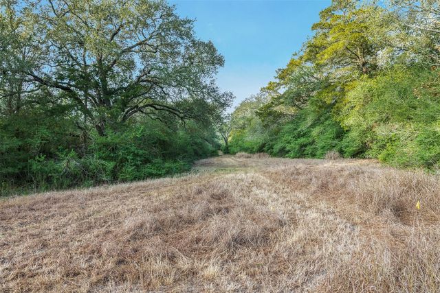1200 State Highway 71 Bus, La Grange, TX 78945