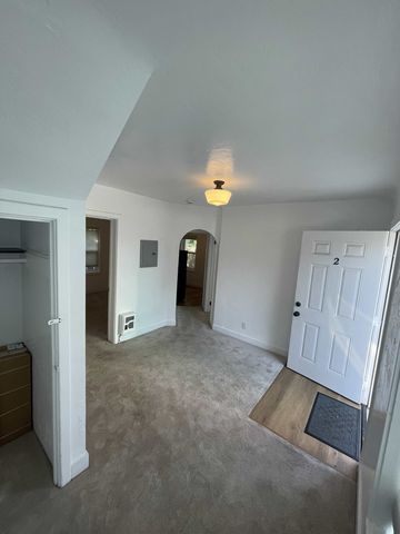 108 Sycamore St, Santa Cruz, CA 95060