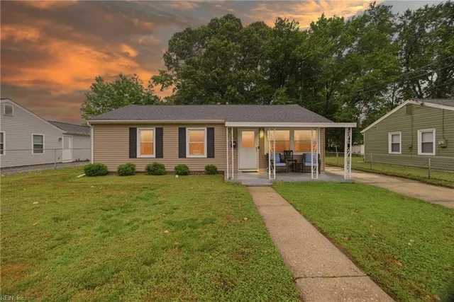 1521 Morgan Dr, Hampton, VA 23663