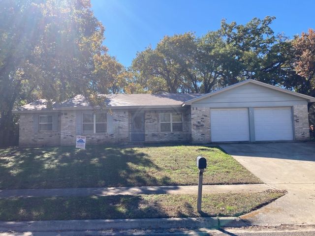416 Carothers St, Copperas Cove, TX 76522