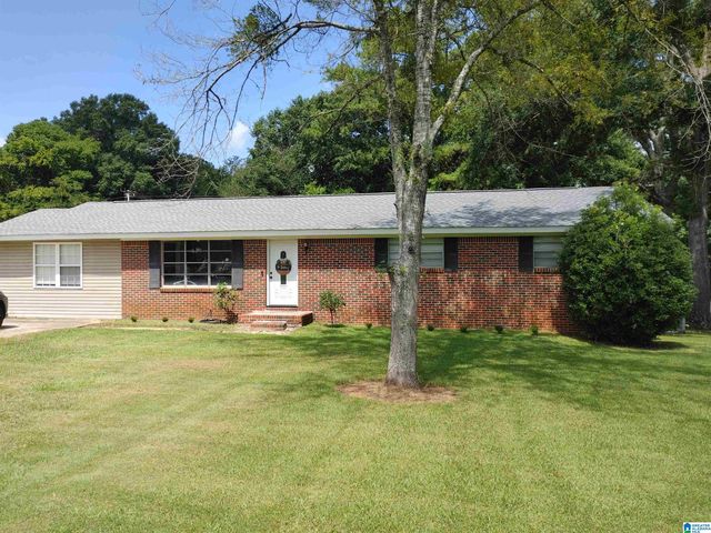 1021 Alice Dr, Sylacauga, AL 35150