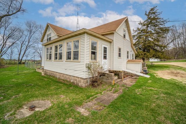 W3584 County Road R, Durand, WI 54736