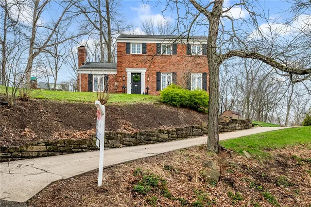 181 E  Highland Dr, Mc Murray, PA 15317