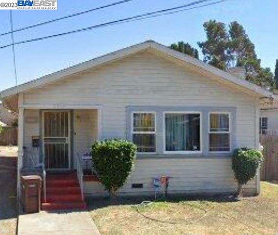 1714 102nd Ave, Oakland, CA 94603