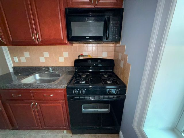 4521 Cottage Pl #32E, Union City, NJ 07087