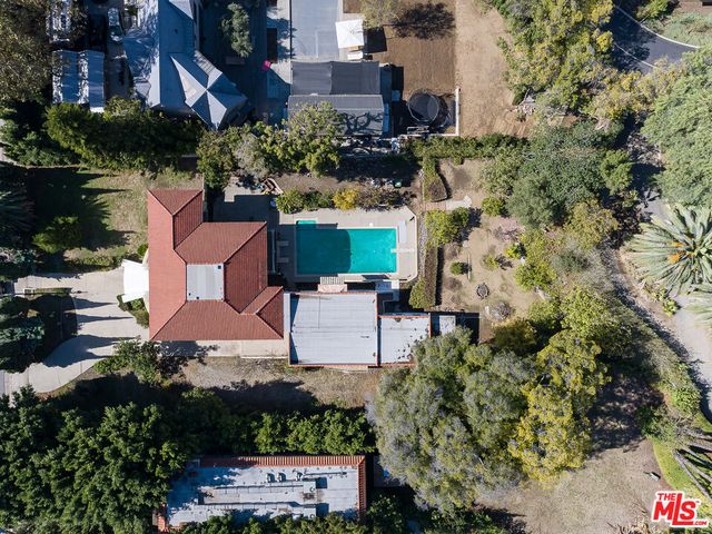 5231 Franklin Ave, Los Angeles, CA 90027