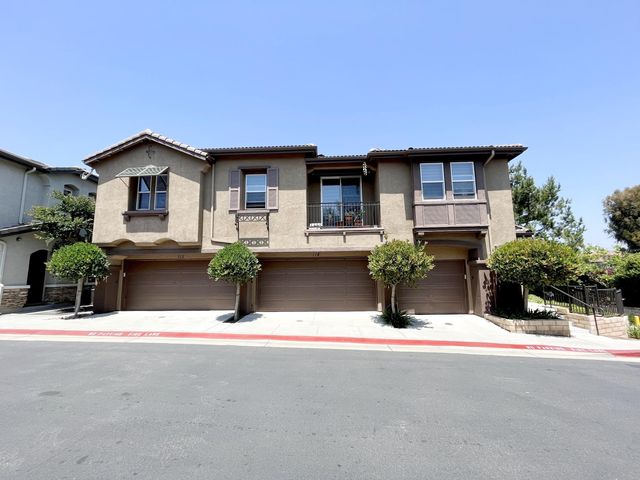 425 S  Meadowbrook Dr S  #114, San Diego, CA 92114