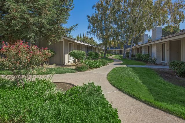 2932 M St #2930, Merced, CA 95348