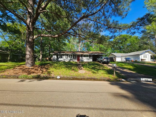 1460 Woody Dr, Jackson, MS 39212