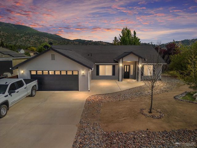 27800 Crofun Rd, Tehachapi, CA 93561