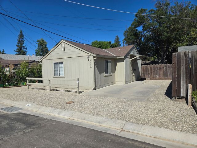 430 N  Beech St, Turlock, CA 95380