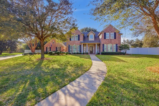 101 Creekridge Dr, Victoria, TX 77904