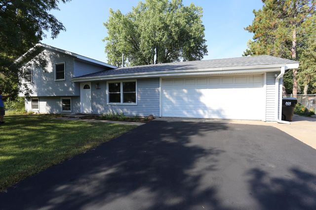 13908 Quinn St NW, Andover, MN 55304