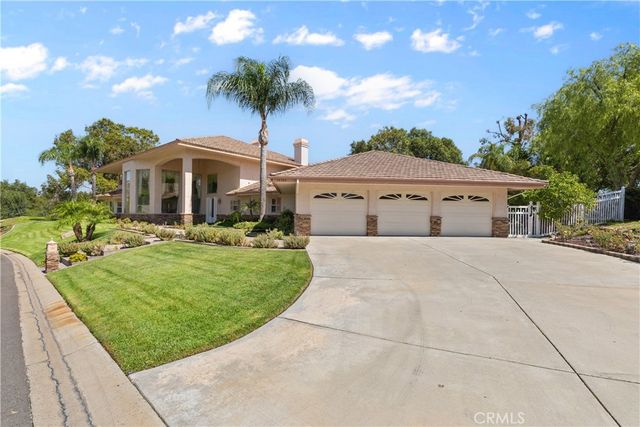 38586 Hillside Trail Dr, Murrieta, CA 92562