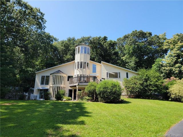153 Ayers Point Rd, Old Saybrook, CT 06475