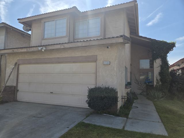 8109 Fawn St, Bakersfield, CA 93311