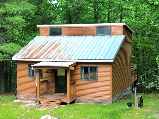 806 Misty Mountain Rd, Waiteville, WV 24984