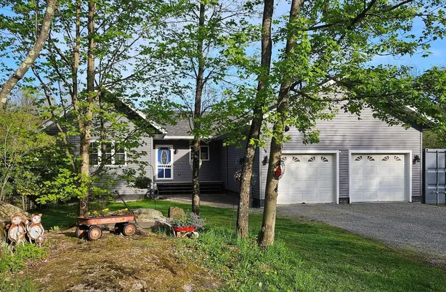 5 Ted Road, Milton, VT 05468