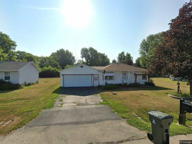 908 West Ave, Sterling, IL 61081