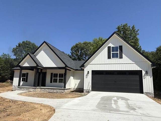 145 Covenant Dr NE #2, Cleveland, TN 37323