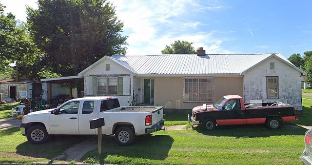 600 Eastwood Ave, Caruthersville, MO 63830