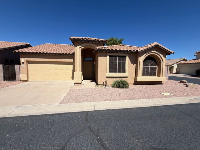 8954 E  Capri Ave, Mesa, AZ 85208