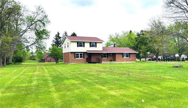6311 Agenbroad Rd, Tipp City, OH 45371