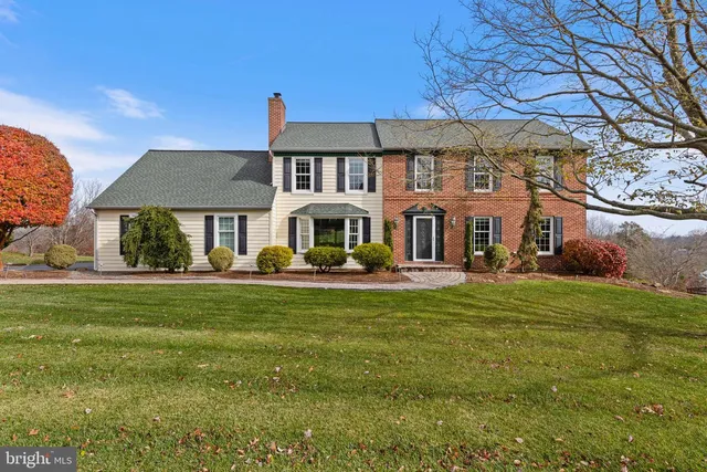 1710 Bow Tree Dr, West Chester, PA 19380