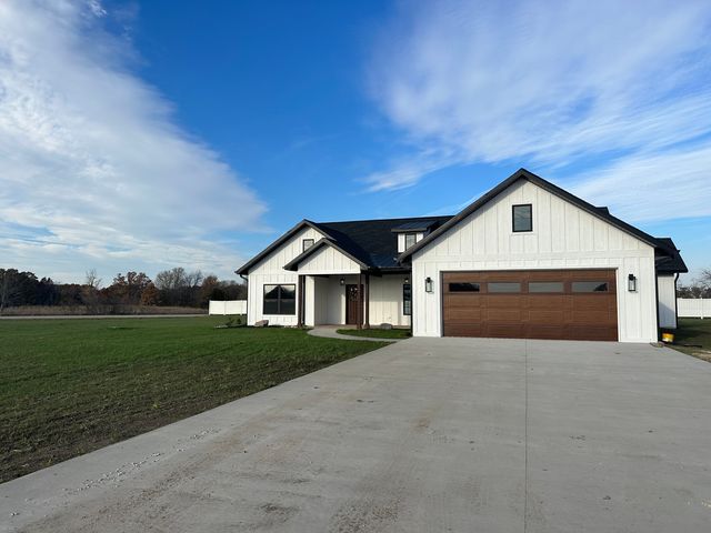 Bittersweet Plan in Bittersweet Subdivision, Fort Madison, IA 52627