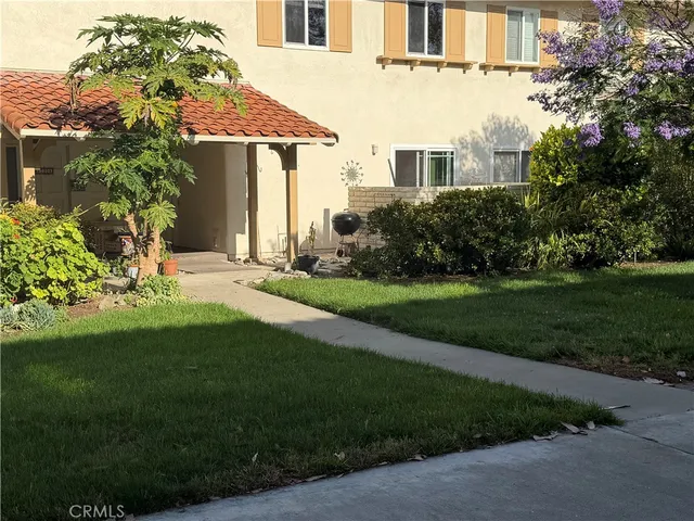 2320 Via Puerta #B, Laguna Woods, CA 92637
