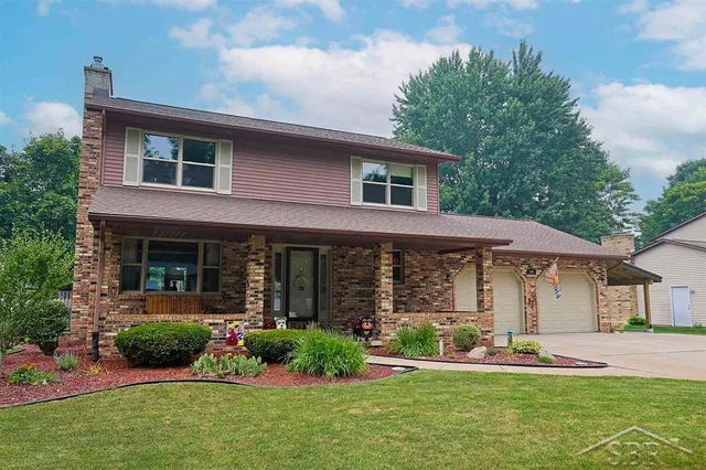 500 Sylvan Ln, Midland, MI 48640