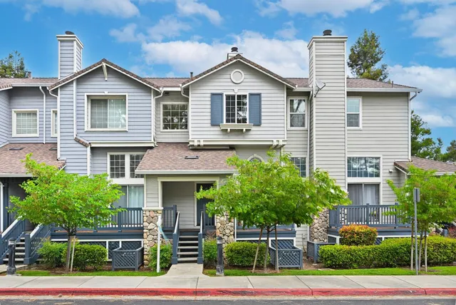 1148 Pointe Hope Lndg, San Jose, CA 95131