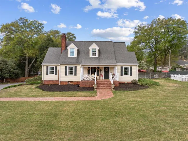616 Miller St, Dalton, GA 30720
