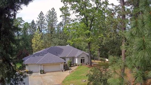 19755 Mountain Meadow Ct, Grass Valley, CA 95949