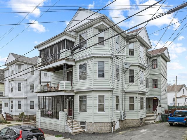 30 Albion St, Fall River, MA 02723