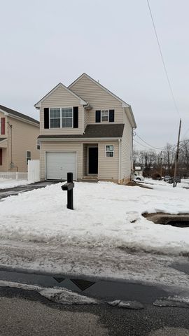 300 Liberty Blvd, New Castle, DE 19720