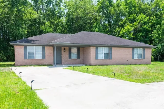 4 Glen Oaks Court, Savannah, GA 31405