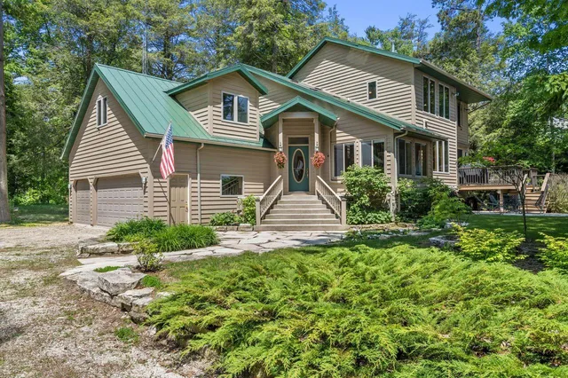 N2315 Foster ROAD NORTH North, Oostburg, WI 53070