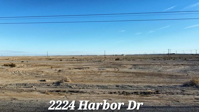 2224 Harbor Dr, Thermal, CA 92274