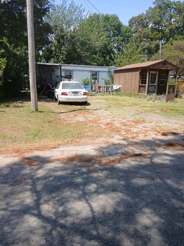 604 S Newsome Street, Cardwell, MO 63829