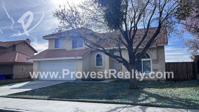 14601 Pony Trail Rd, Victorville, CA 92392