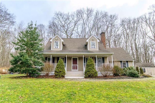 71 Lovers Ln, Windham, CT 06280